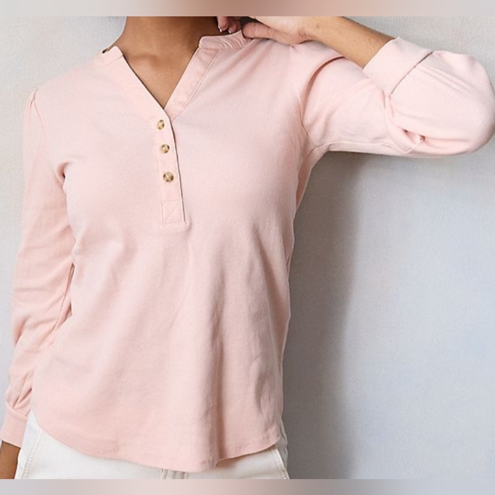 NWT LC Lauren Conrad 3/4 Sleeve Henley Top